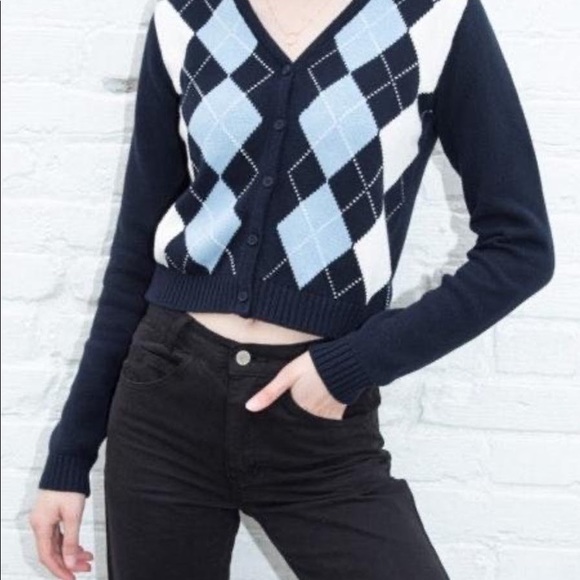 brandy melville elizabeth sweater - Picture 4 of 4